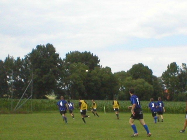 65_fussball schwarzau 2005 054.jpg